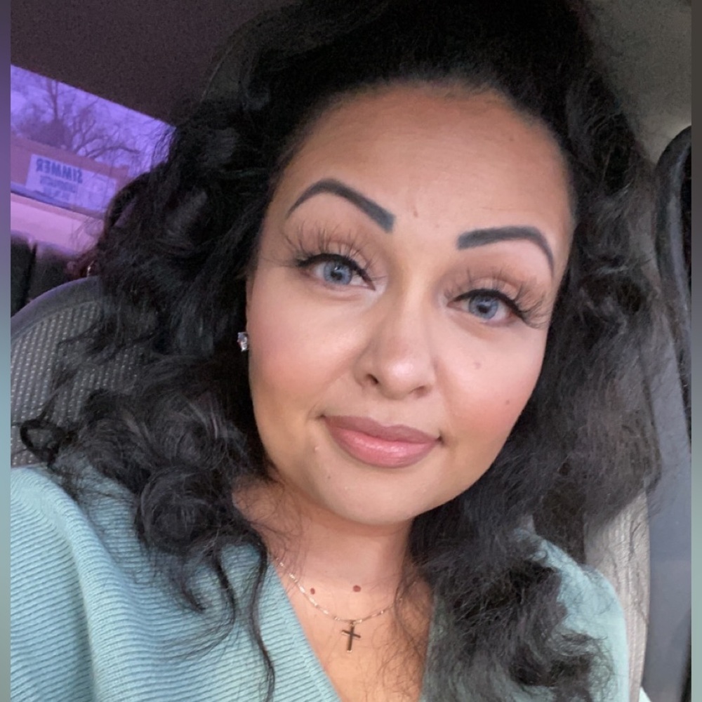 Meet your Posher, Veronica